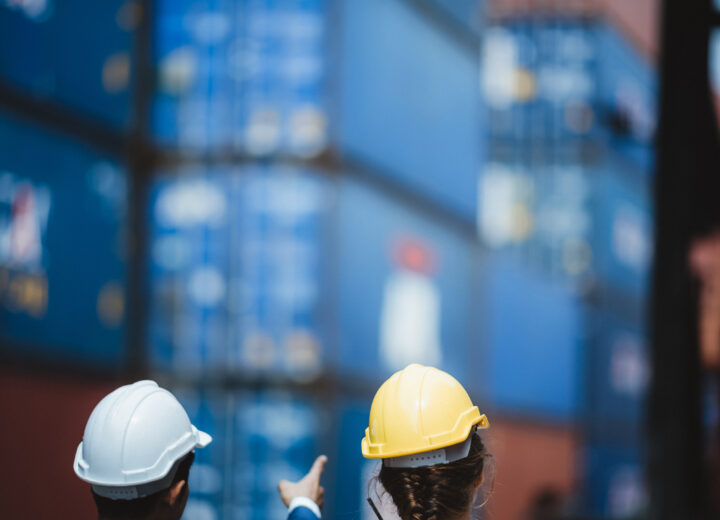 Satar Freight Broker team at work